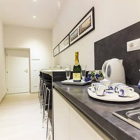 Aparthotel Palazzo D'auria Naples