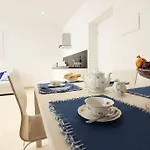 Palazzo D'auria 4* Неаполь