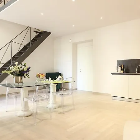 Palazzo D'auria 那不勒斯