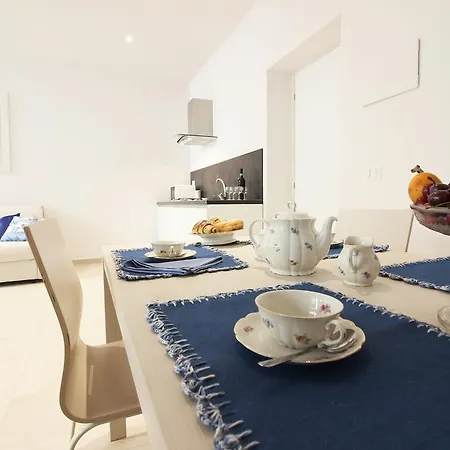 Palazzo D'auria 4* Nápoles