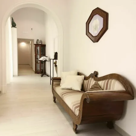 公寓式酒店 Palazzo D'auria 4*